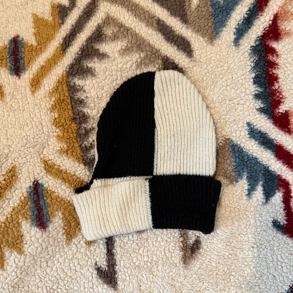 Other - Kids Black and White Knit Beanie